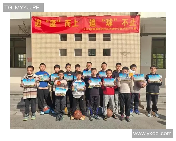 篮球明星亲临校园与学生互动分享篮球梦想与成长故事